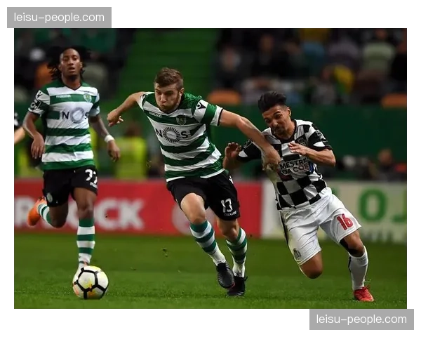 若昂·内维斯本菲卡持续高光 葡萄牙新星地面对抗成功率亮眼 若昂·内维斯本菲卡持续高光 葡萄牙新星地面对抗成功率亮眼